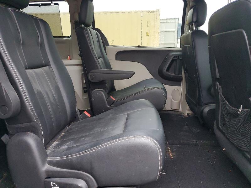 2016 Chrysler Town & Country მანქანა იყიდება აუქციონზე, vin: 2C4RC1BGXGR191456, აუქციონის ნომერი: 99287205