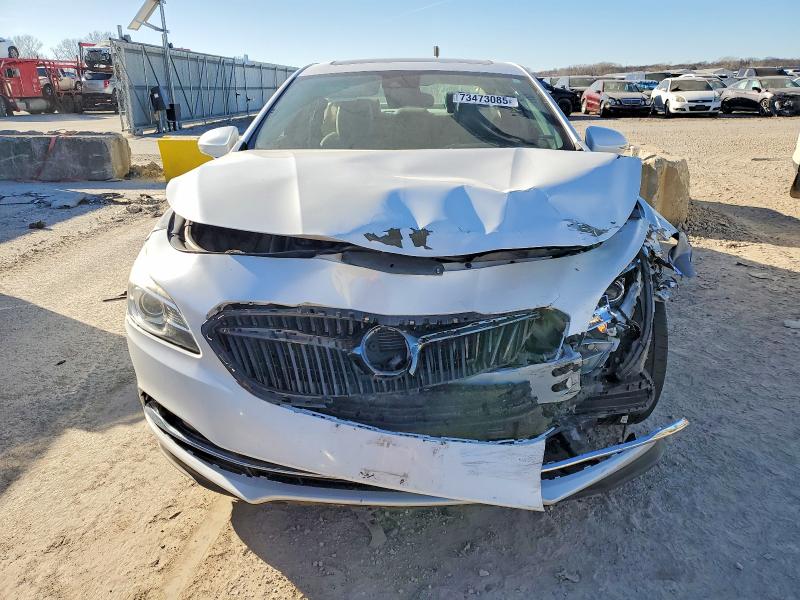 2017 Buick Lacrosse მანქანა იყიდება აუქციონზე, vin: 1G4ZR5SS8HU136501, აუქციონის ნომერი: 73473085