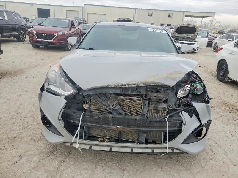 Продажа на аукционе авто 2015 Hyundai Veloster, vin: KMHTC6AE0FU218812, номер лота: 72260545
