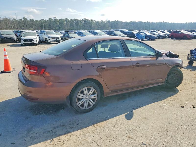 99389015 :رقم المزاد ، 3VW2B7AJ2HM382153 vin ، 2017 Volkswagen Jetta مزاد بيع