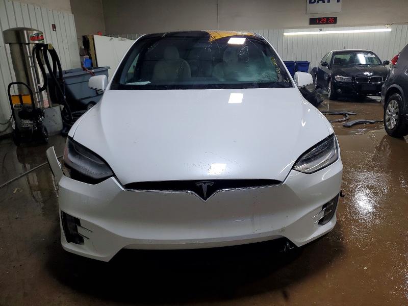 74484935 :رقم المزاد ، 5YJXCDE23LF298783 vin ، 2020 Tesla Model X مزاد بيع