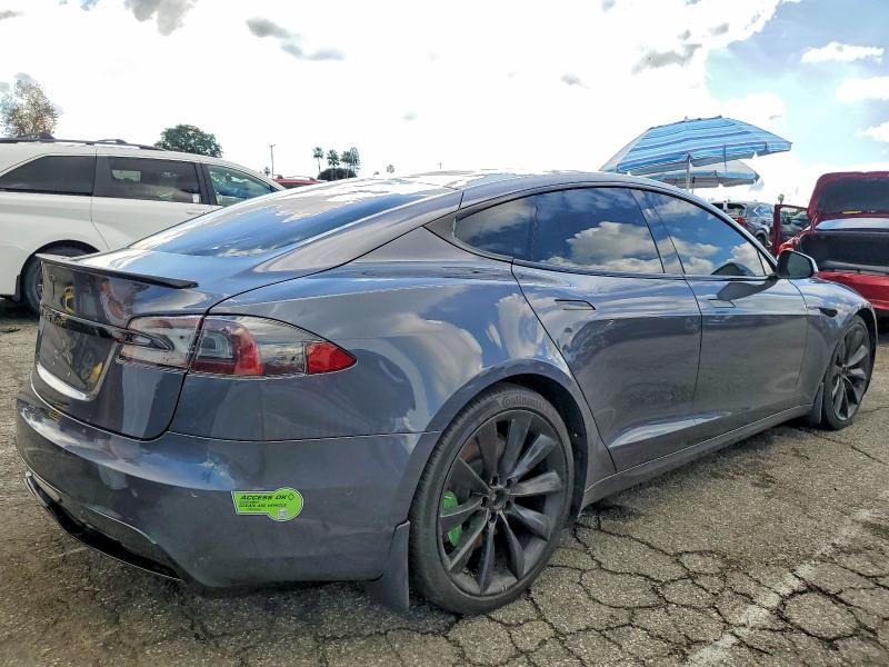 99058425 :رقم المزاد ، 5YJSA1E53MF452001 vin ، 2021 Tesla Model S مزاد بيع