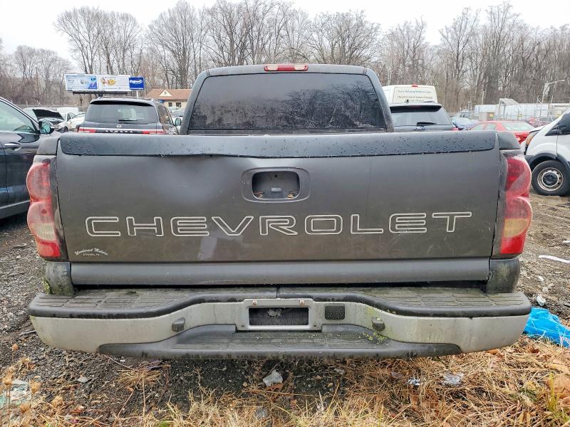 99646385 :رقم المزاد ، 1GCEC19XX4Z180026 vin ، 2004 Chevrolet Silverado مزاد بيع
