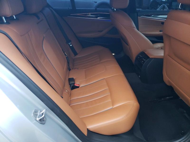 Продаж на аукціоні авто 2018 Bmw 530e, vin: WBAJA9C51JB033458, номер лоту: 98270915