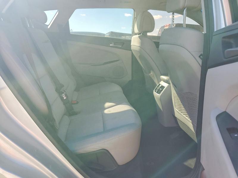 Продаж на аукціоні авто 2018 Hyundai Tucson, vin: KM8J33A28JU804176, номер лоту: 72875685