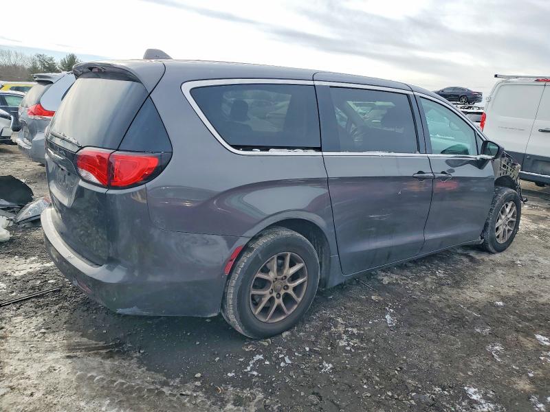 73707095 :رقم المزاد ، 2C4RC1CG1HR553724 vin ، 2017 Chrysler Pacifica مزاد بيع