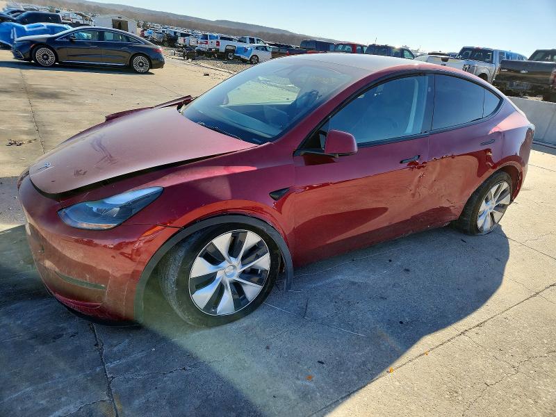 Auction sale of the 2024 Tesla Model Y, vin: 7SAYGAEEXRF018404, lot number: 73059205