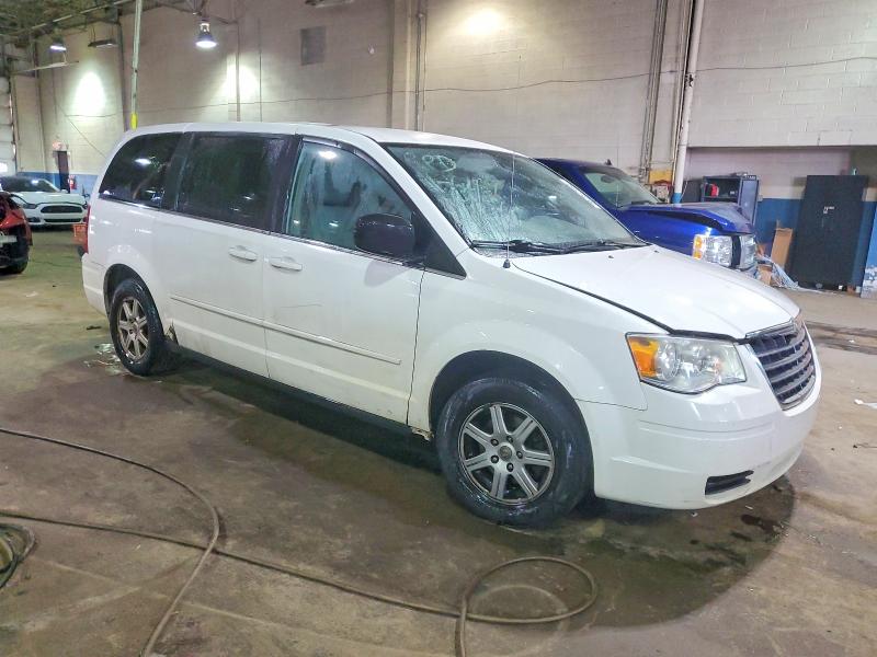 Продаж на аукціоні авто 2010 Chrysler Town & Country, vin: 2A4RR2D18AR398524, номер лоту: 98257955