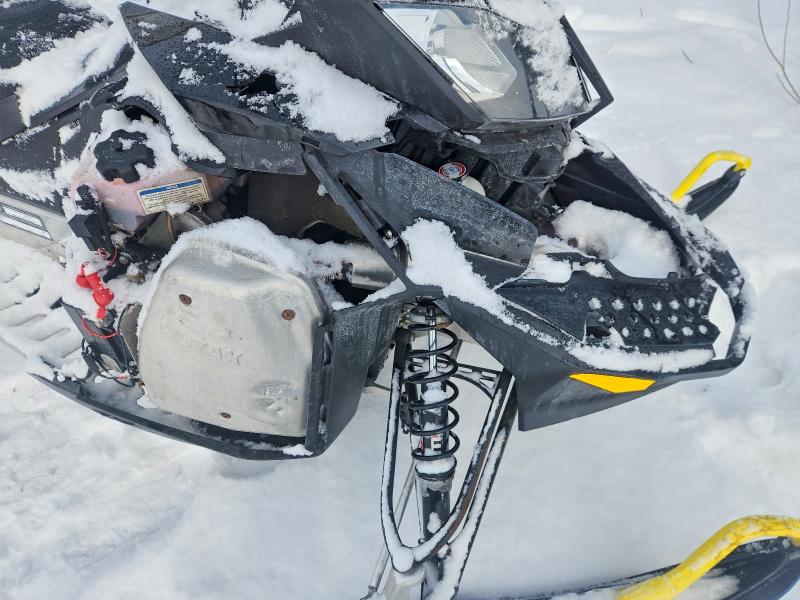73839465 :رقم المزاد ، 2BPSBHJB0JV000497 vin ، 2018 Ski Mxz مزاد بيع