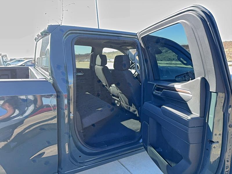 Продажа на аукционе авто 2025 Chevrolet Silverado, vin: 1GCUKDED8SZ171415, номер лота: 73893425