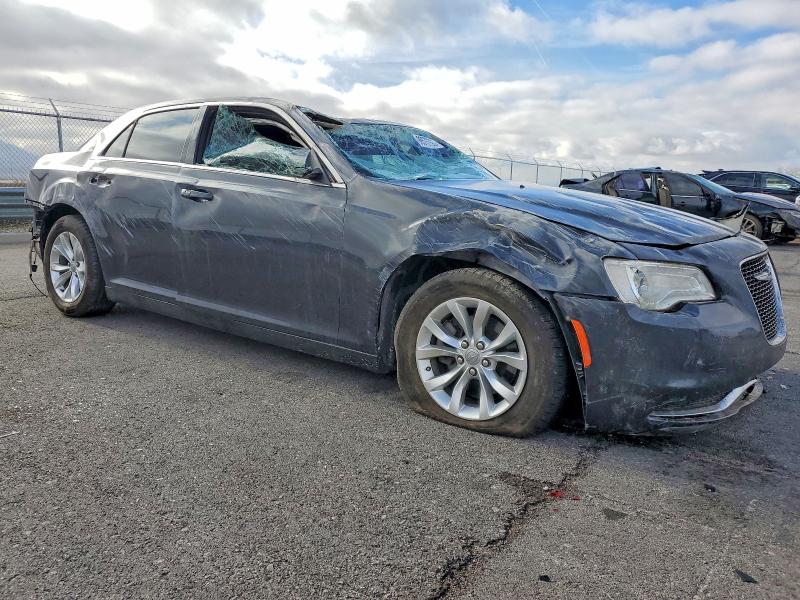 2015 Chrysler 300 მანქანა იყიდება აუქციონზე, vin: 2C3CCAAG0FH881636, აუქციონის ნომერი: 98570755