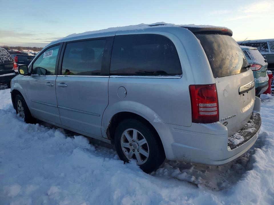 73582065 :رقم المزاد ، 2A4RR5D16AR337187 vin ، 2010 Chrysler Town & Country مزاد بيع