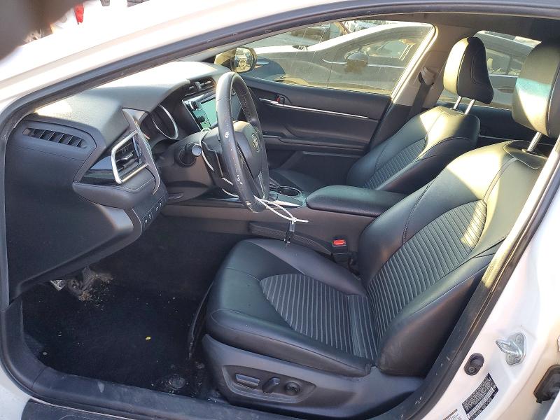 72888975 :رقم المزاد ، JTNB11HKXJ3025047 vin ، 2018 Toyota Camry مزاد بيع