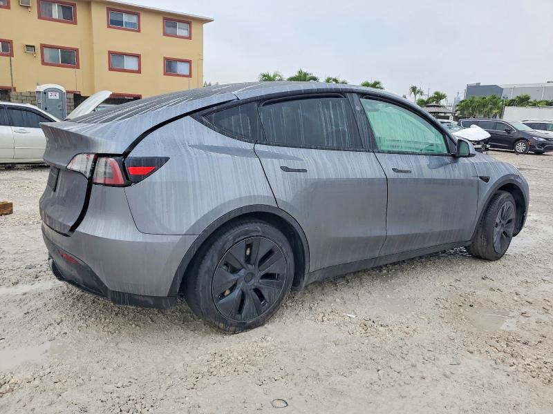 2024 Tesla Model Y მანქანა იყიდება აუქციონზე, vin: 7SAYGDED4RF200687, აუქციონის ნომერი: 72526775