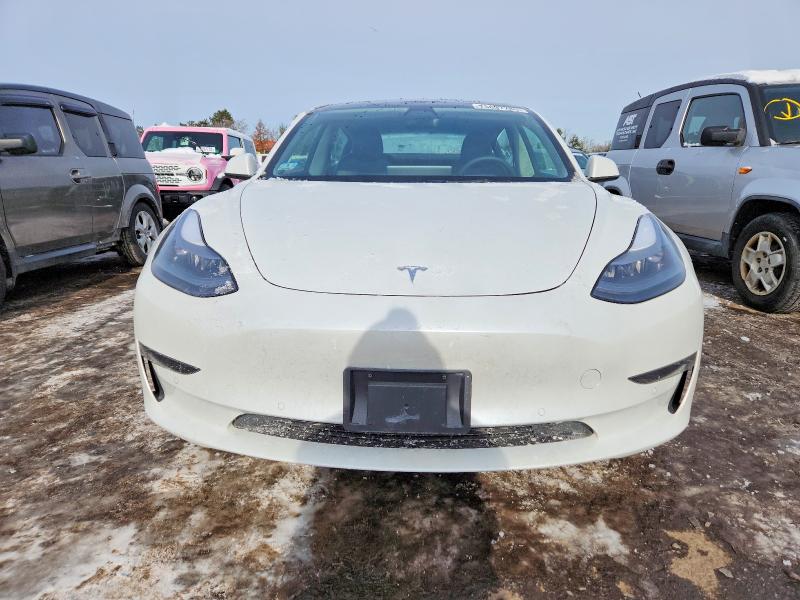 73897785 :رقم المزاد ، 5YJ3E1EB2NF240738 vin ، 2022 Tesla Model 3 مزاد بيع