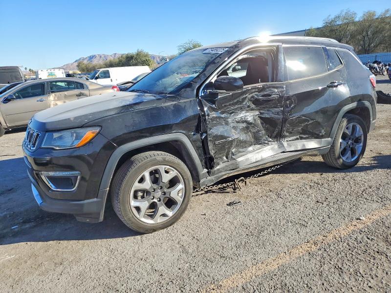 73489225 :رقم المزاد ، 3C4NJDCB5JT168423 vin ، 2018 Jeep Compass مزاد بيع