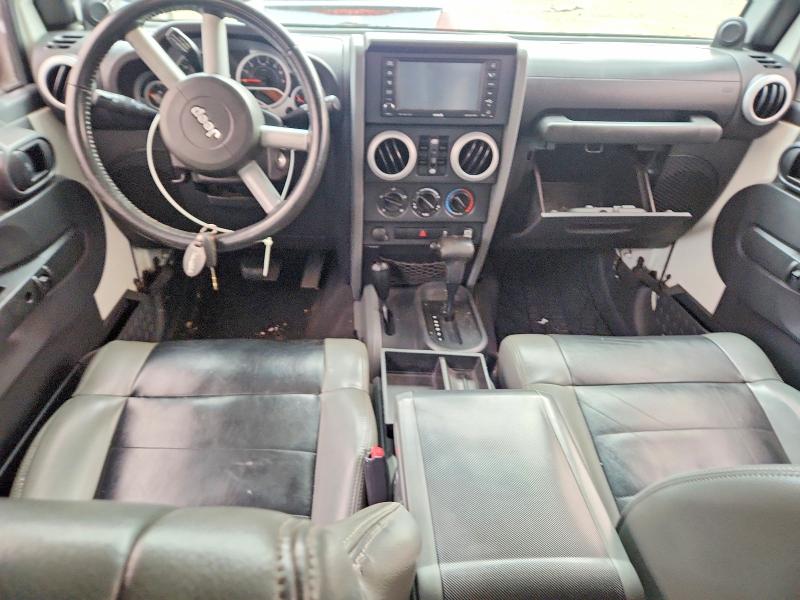 98762745 :رقم المزاد ، 1J4HA5H10AL214152 vin ، 2010 Jeep Wrangler Unlimited مزاد بيع
