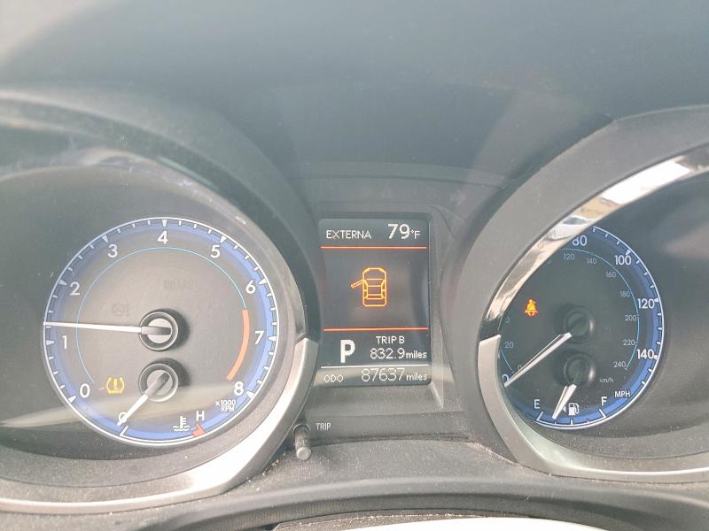 73252795 :رقم المزاد ، 2T1BURHE8FC469255 vin ، 2015 Toyota Corolla مزاد بيع