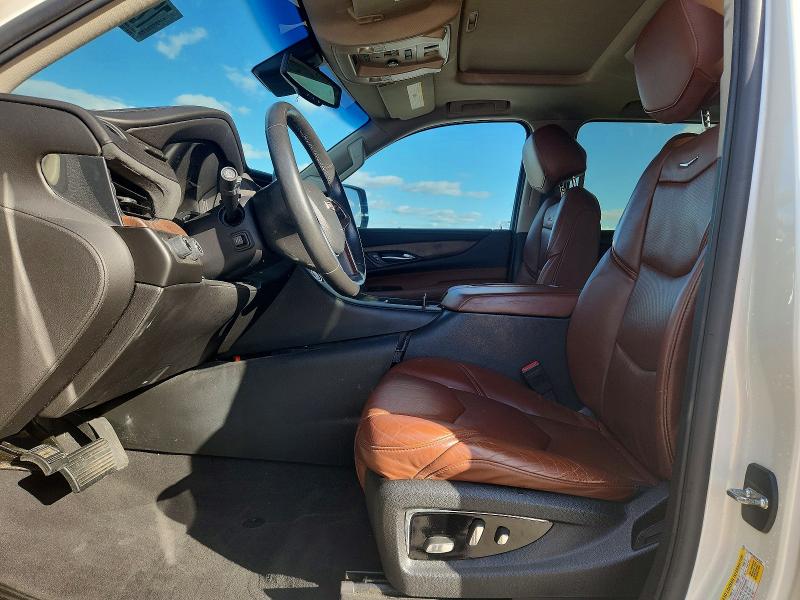 2015 Cadillac Escalade მანქანა იყიდება აუქციონზე, vin: 1GYS4MKJ6FR647642, აუქციონის ნომერი: 72416885