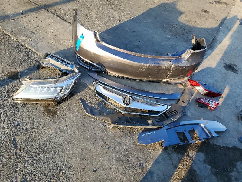 2018 Acura Ilx Specia მანქანა იყიდება აუქციონზე, vin: 19UDE2F49JA006532, აუქციონის ნომერი: 73670165