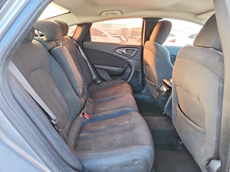 73043445 :رقم المزاد ، 1C3CCCAB3FN699839 vin ، 2015 Chrysler 200 مزاد بيع
