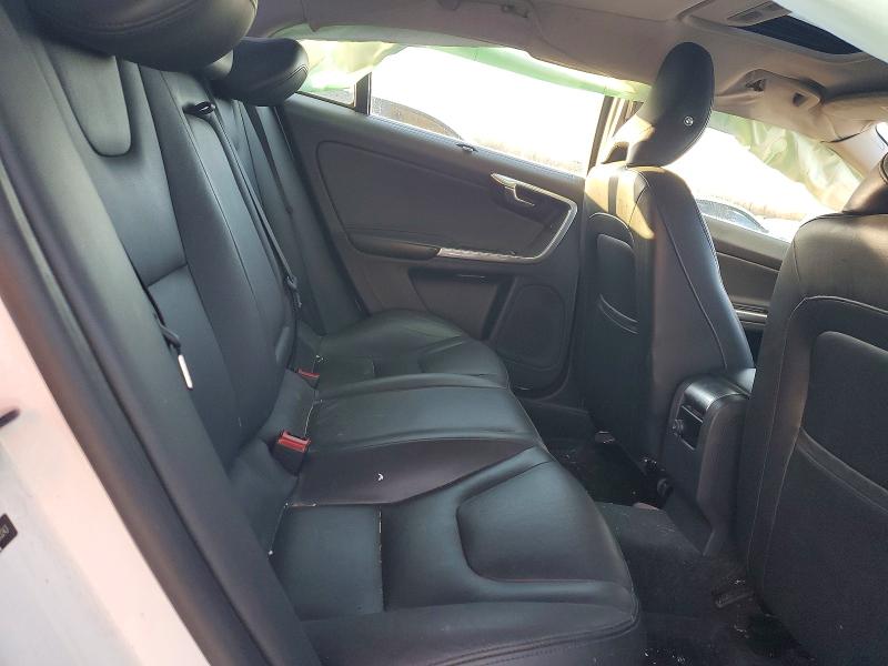 2017 Volvo S60 მანქანა იყიდება აუქციონზე, vin: LYV402HK7HB133243, აუქციონის ნომერი: 98212635