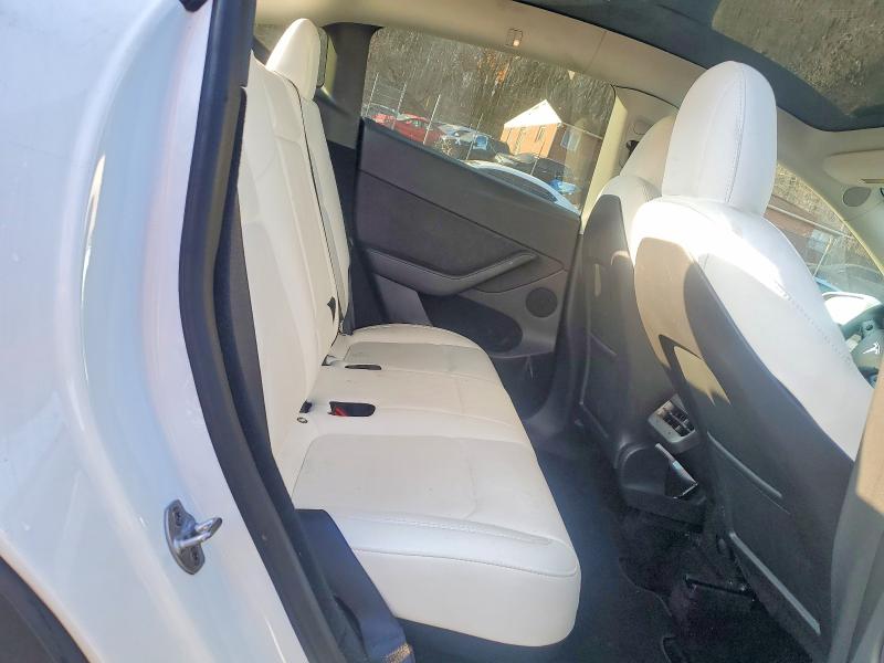 99767405 :رقم المزاد ، 7SAYGDEE0PF610814 vin ، 2023 Tesla Model Y مزاد بيع