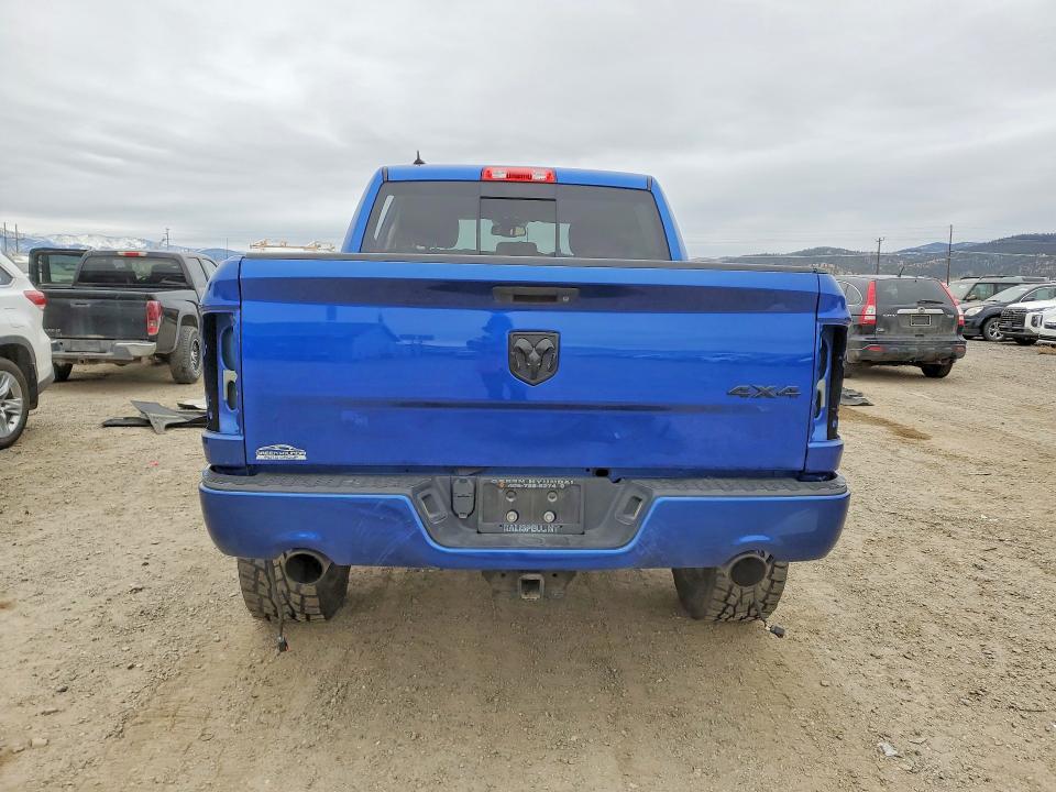 75358315 :رقم المزاد ، 1C6RR7MT7JS213292 vin ، 2018 Ram 1500 مزاد بيع