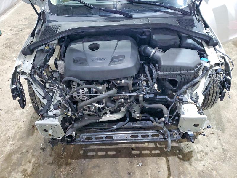 72850455 :رقم المزاد ، LYV402TM0JB171878 vin ، 2018 Volvo S60 مزاد بيع