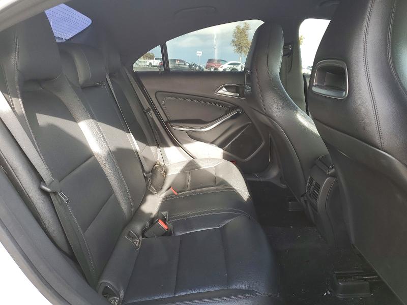 2014 Mercedes-benz Cla მანქანა იყიდება აუქციონზე, vin: WDDSJ4EBXEN148437, აუქციონის ნომერი: 98704935