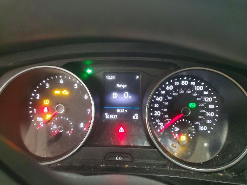 74414265 :رقم المزاد ، 3VV0B7AX9JM095074 vin ، 2018 Volkswagen Tiguan مزاد بيع