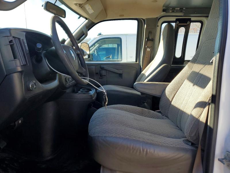 98614215 :رقم المزاد ، 1GCWGAFP4J1344376 vin ، 2018 Chevrolet Express G2500 مزاد بيع