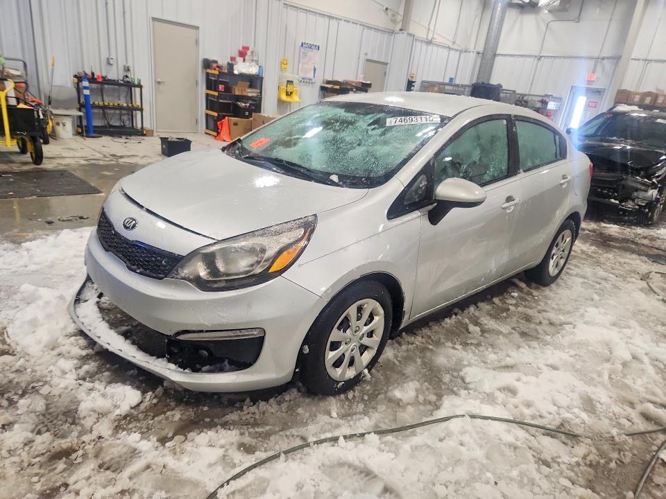 74693115 :رقم المزاد ، KNADM4A33H6108835 vin ، 2017 Kia Rio مزاد بيع
