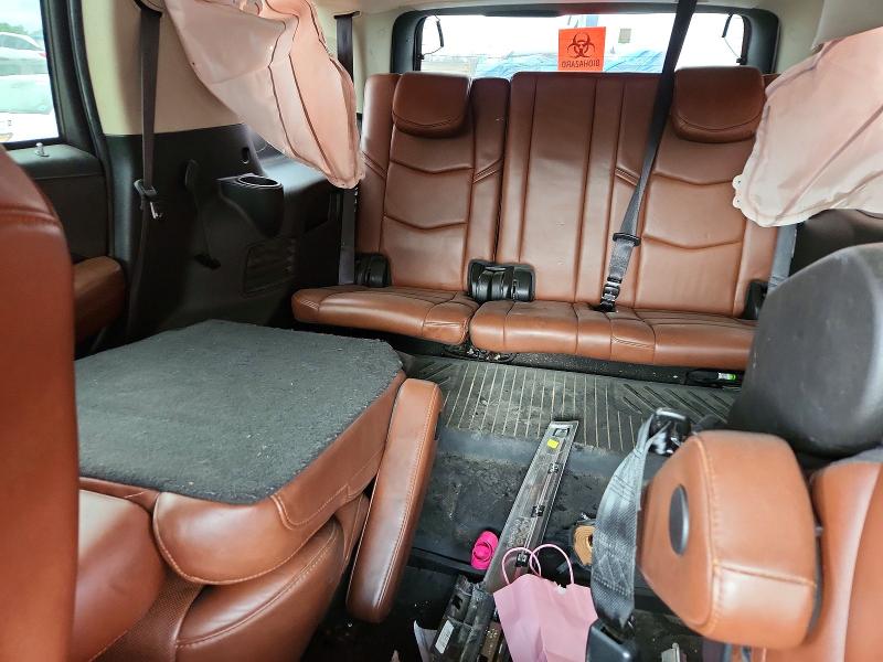 99263115 :رقم المزاد ، 1GYS4BKJ0LR277997 vin ، 2020 Cadillac Escalade مزاد بيع