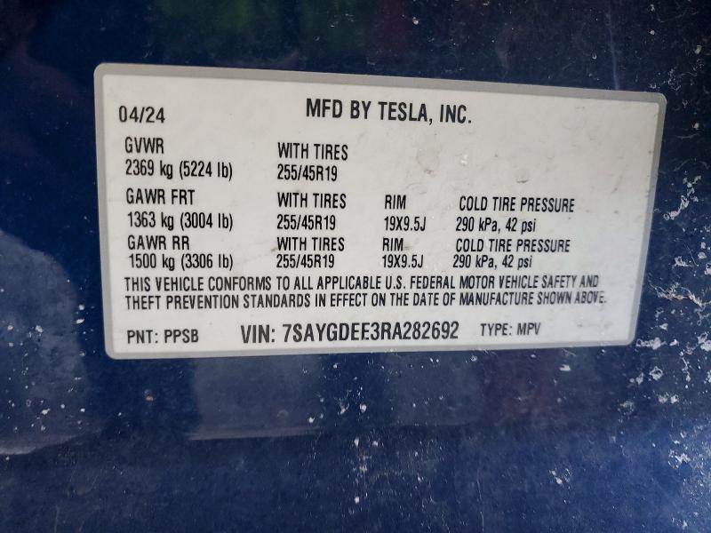 2024 Tesla Model Y მანქანა იყიდება აუქციონზე, vin: 7SAYGDEE3RA282692, აუქციონის ნომერი: 72521415