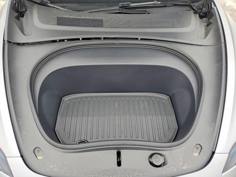 Продаж на аукціоні авто 2025 Tesla Model 3, vin: 5YJ3E1EA8SF888250, номер лоту: 99237875