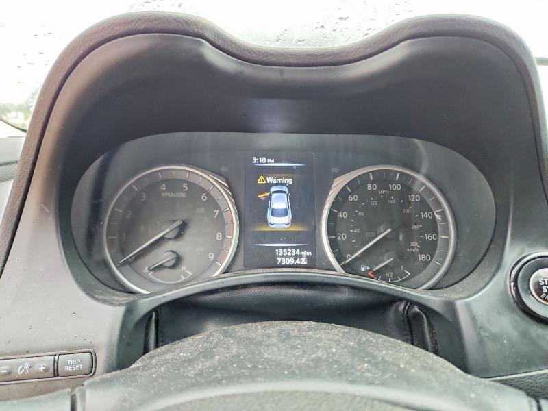 Продажа на аукционе авто 2018 Infiniti Q50 Luxe, vin: JN1EV7AP8JM361503, номер лота: 72581825