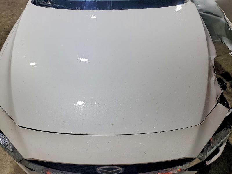 72765475 :رقم المزاد ، 3MZBPADL8KM105980 vin ، 2019 Mazda 3 مزاد بيع