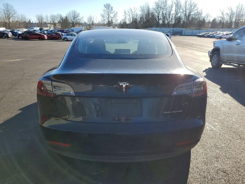 Продажа на аукционе авто 2018 Tesla Model 3, vin: 5YJ3E1EB6JF186712, номер лота: 72962505