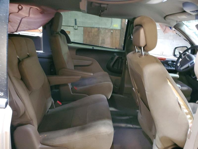 98815805 :رقم المزاد ، 2C4RC1BG5ER232699 vin ، 2014 Chrysler Town & Country مزاد بيع