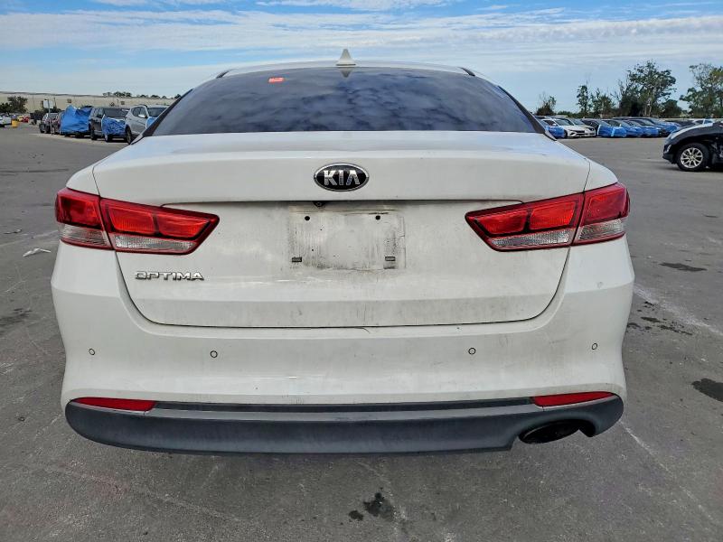 Продаж на аукціоні авто 2018 Kia Optima, vin: 5XXGT4L37JG254971, номер лоту: 98453895