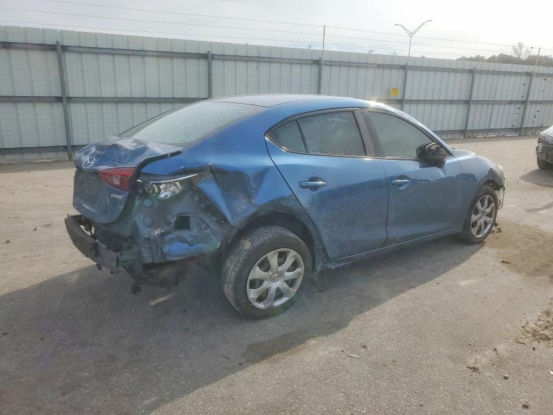72360385 :رقم المزاد ، 3MZBN1U7XJM220555 vin ، 2018 Mazda 3 مزاد بيع
