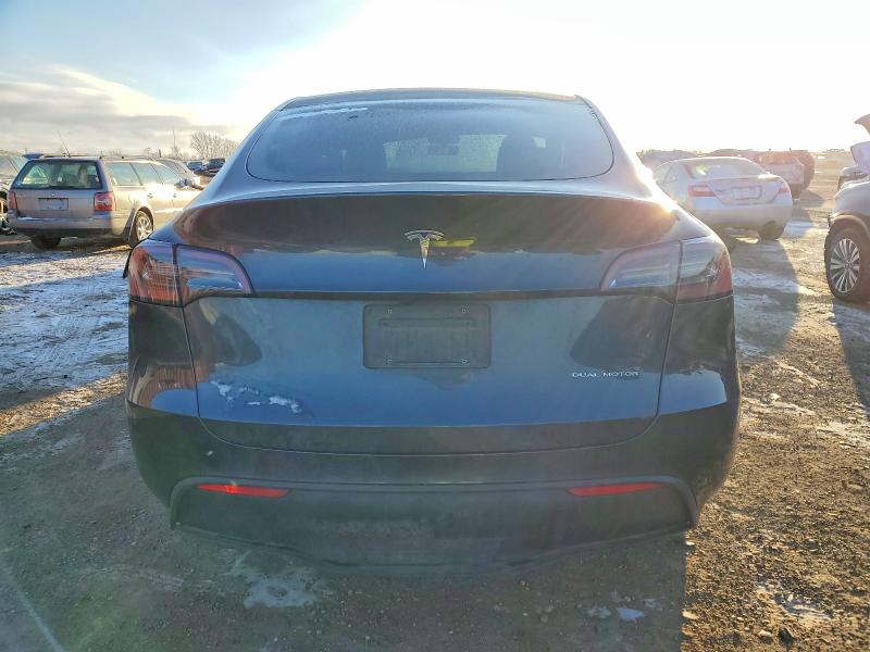 2024 Tesla Model Y მანქანა იყიდება აუქციონზე, vin: 7SAYGDEE4RF116491, აუქციონის ნომერი: 98398245