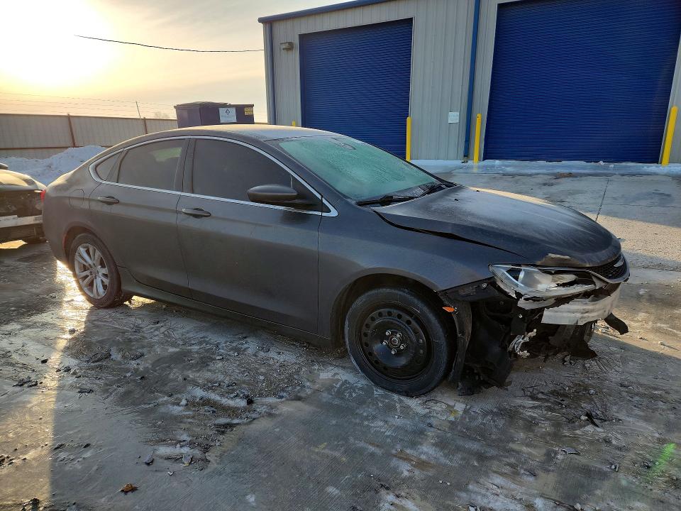75296465 :رقم المزاد ، 1C3CCCABXGN104910 vin ، 2016 Chrysler 200 مزاد بيع