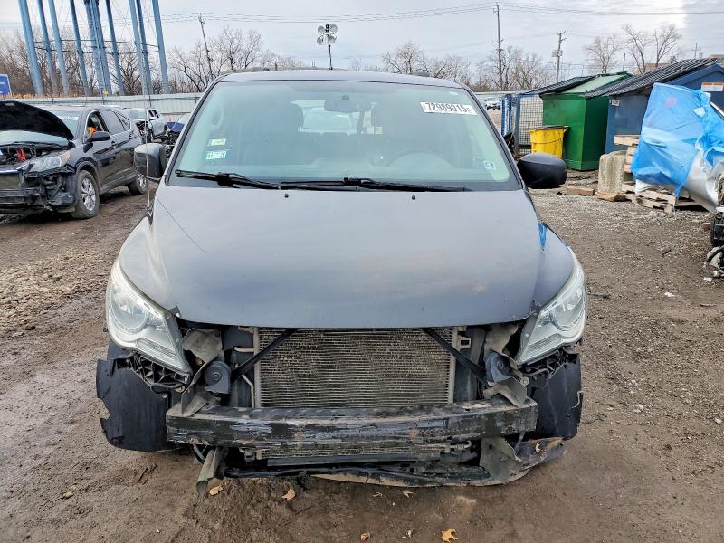 2012 Volkswagen Routan მანქანა იყიდება აუქციონზე, vin: 2C4RVABG3CR354520, აუქციონის ნომერი: 72989015