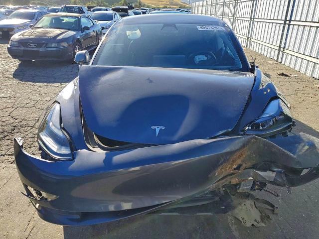 2023 Tesla Model 3 მანქანა იყიდება აუქციონზე, vin: 5YJ3E1EA4PF403951, აუქციონის ნომერი: 99574055