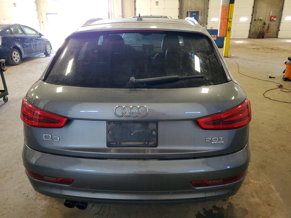 75420995 :رقم المزاد ، WA1EFCFS2FR010851 vin ، 2015 Audi Q3 مزاد بيع
