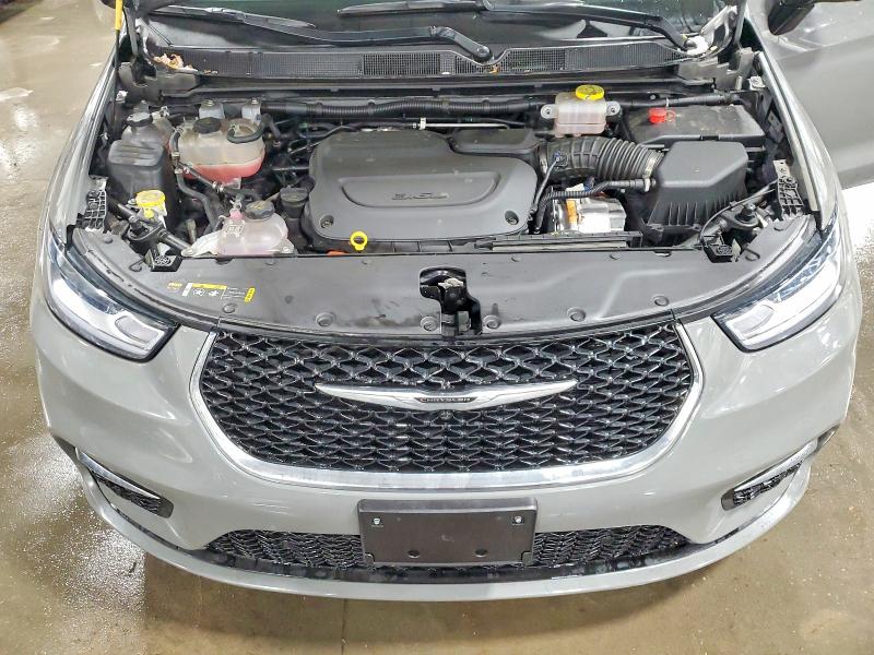 Продажа на аукционе авто 2025 Chrysler Pacifica, vin: 2C4RC1S77SR546348, номер лота: 74579525