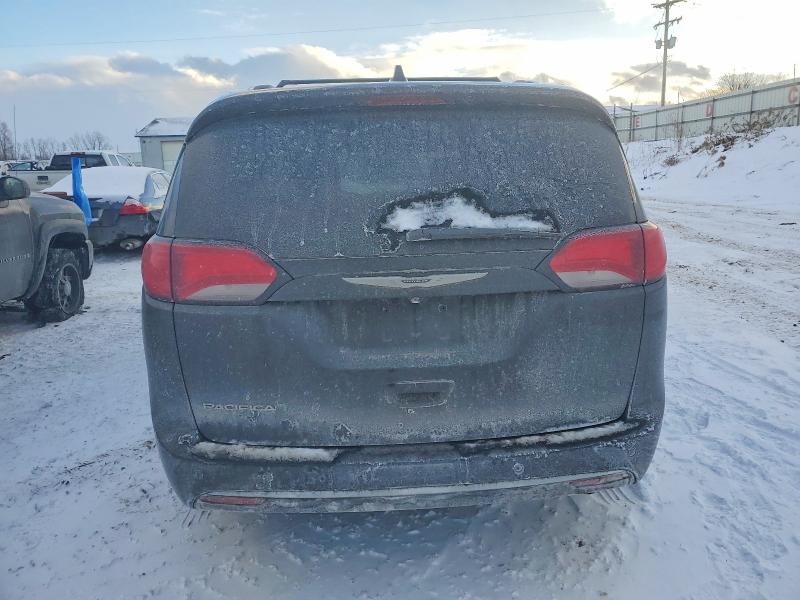 74224925 :رقم المزاد ، 2C4RC1BG2LR209412 vin ، 2020 Chrysler Pacifica مزاد بيع
