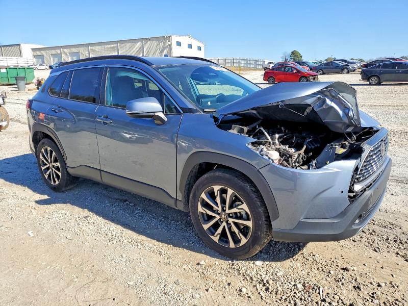73586425 :رقم المزاد ، 7MUEAAAG3RV076493 vin ، 2024 Toyota Corolla Cross مزاد بيع